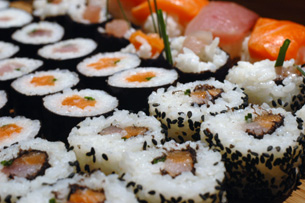 hacer-sushi-sevilla-maki